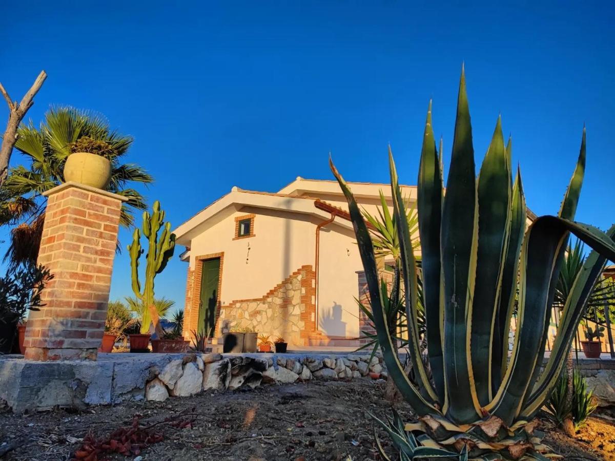 Il Casale Di Bovo Marina Villa Montallegro Exterior photo