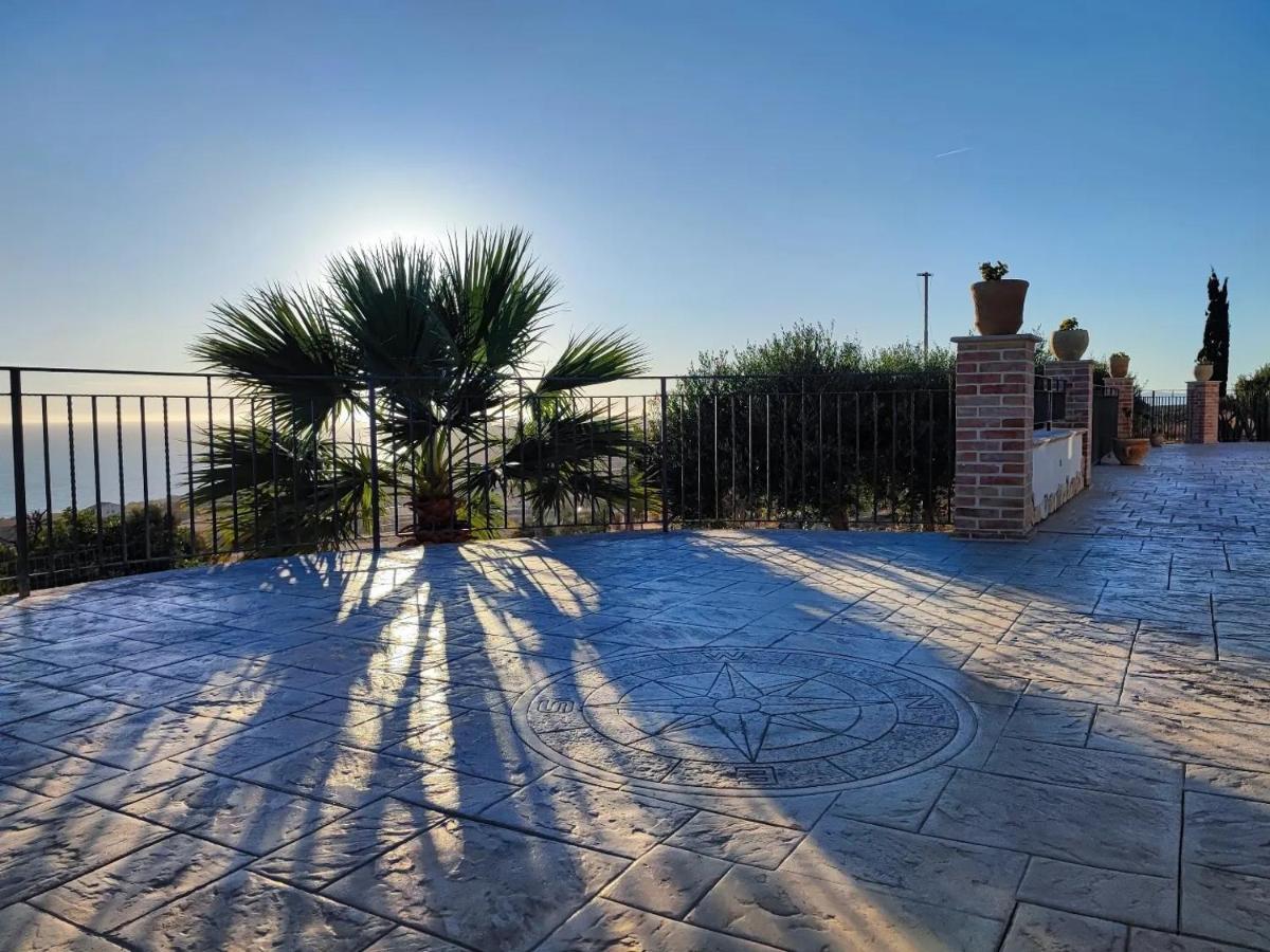 Il Casale Di Bovo Marina Villa Montallegro Exterior photo